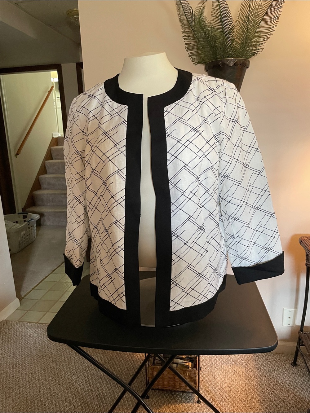 RAFAEL White Jacket with Black Trim and Grid Pattern